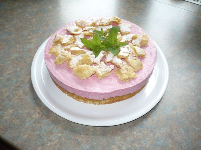 Himbeersahnetorte