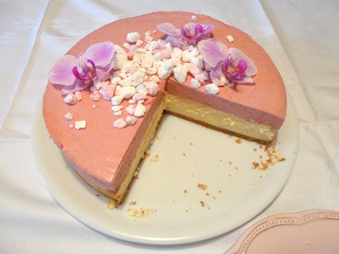 Cheesecake mit Himbeersahne