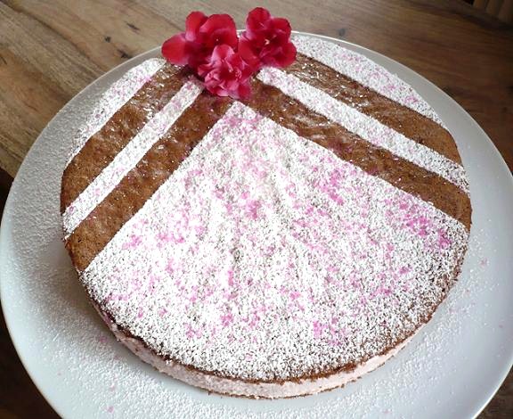 Himbeersahnetorte