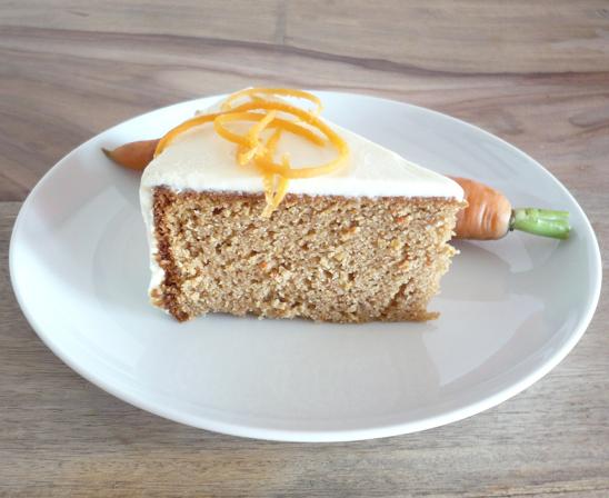 Möhrenkuchen mit Frischkäse-Icing