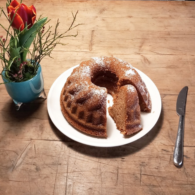 Haselnuss-Likör-Kuchen